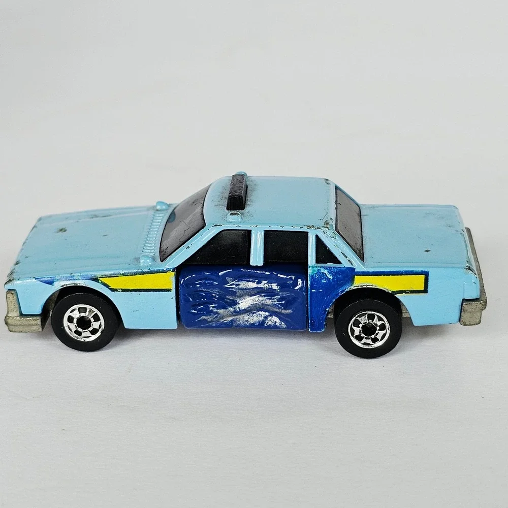 1983 Hot Wheels Crack-Ups State Police Blue Diecast Cruiser Car Vintage Toy
